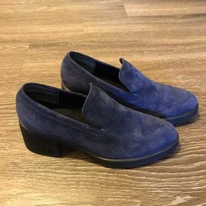 Blue suede Hush Puppies